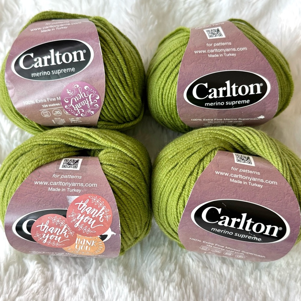 Carlton DK Merino Supreme Superwash Yarn Lot (4)